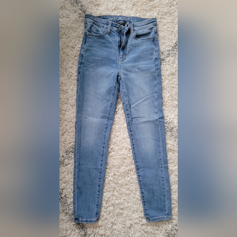 American Eagle Size 6 Super Hi-Rise Jegging